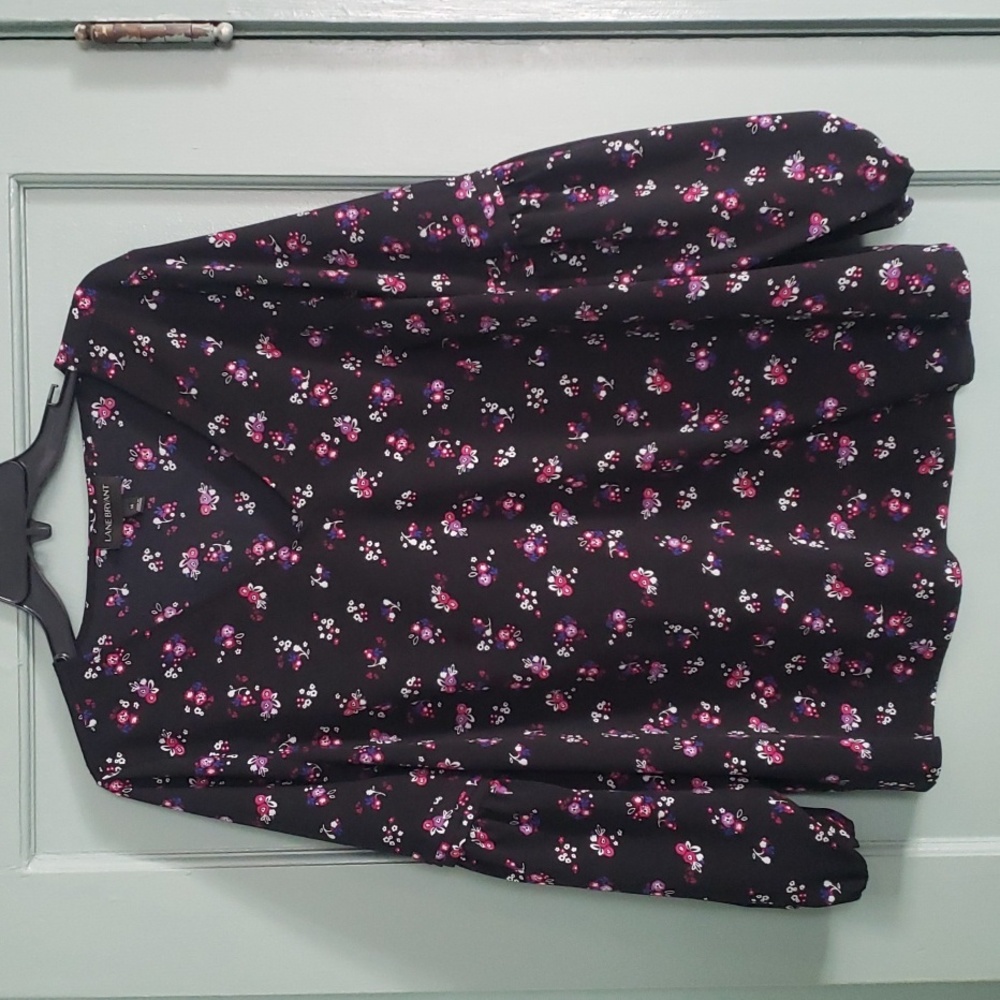 Lane Bryant Long Sleeve Floral Blouse Size 14 Black with White and Purple floral